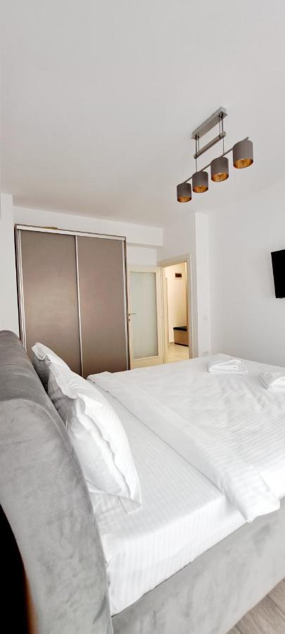 Relax Home Apartment Q Iasi Exterior photo